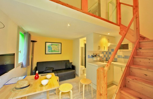 Messanges Cottage | Charming gite for 2 to 4 people with swimming pool and jacuzzi. Dogs welcome.