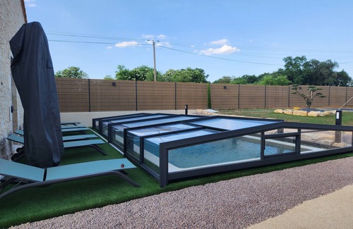 Saint-Pierre-d'Exideuil House | Charming gîte with swimming pool