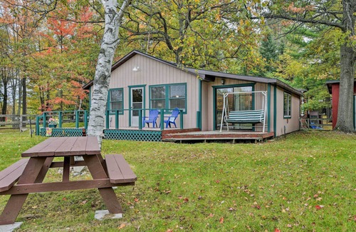 Gladwin Cottage | Charming Gladwin Family Cottage - Indian Lake