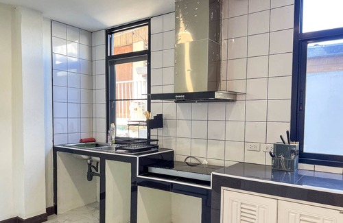 Wat Ket House | Charming Home in Local Area near River - 10 min to Old City