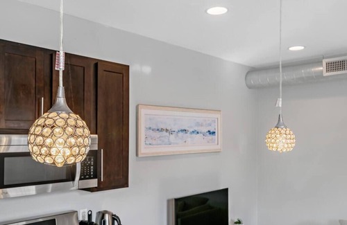 Downtown Harrisburg Apartment | Charming HBG Haven: Cozy 1BR Apt