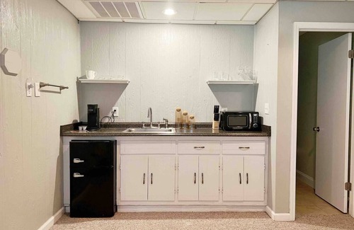 Augusta House | Charming Hideaway - within 5 minutes of Augusta National, best location!