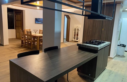 Vila Poran House | Charming home in Gated Community