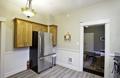 King House | Charming Home in Alberta Arts District - Walkable and Close to Downtown