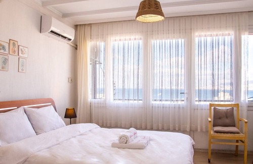 Konak House | Charming Home Overlooking Ocean with Garden