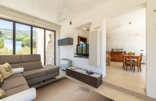 Orosei Apartment | Charming house in Orosei with sea view