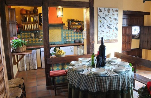 Cordoba House | CHARMING HOUSE AND POOL ONLY 7KM CORDOBA