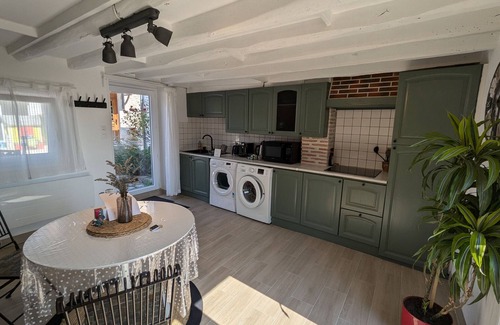 Messas Cottage | Charming house with terrace and enclosed garden in Messas