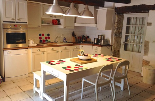 Caylus House | Charming house with very large heated pool in Caylus