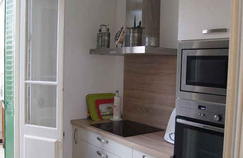 Avignon Villa | CHARMING INDEPENDENT HOUSE WITH GARDEN. FESTIVAL AND DISCOVERY PROVENCE