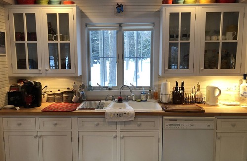 Harbert Cottage | Charming lake cottage