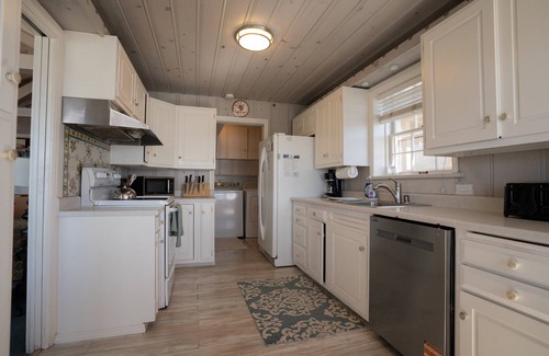 Tahoe Vista Cabin | Charming Lakefront Cabin Complex, with Pier/Buoy, Sandy Beach, shared Deck & Dog Friendly