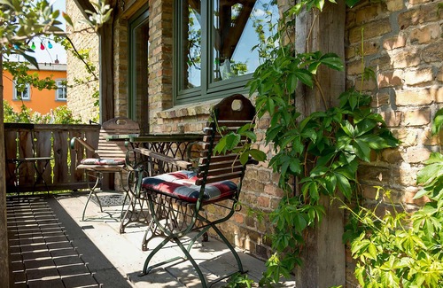 Muritz Apartment | Charming Lilie vacation apartment in Waren (Müritz) with balcony