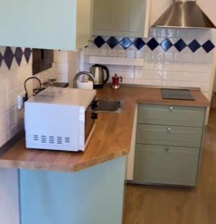 Isolotto House | Charming Little House 2 kilometers from the Historical Centre in a typical Florentine district right next to the Tram and Bus stops by Florence Holidays Apartments