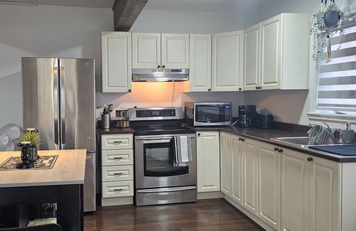 Montreal House | Charming little house - 5 min from Canal Lachine