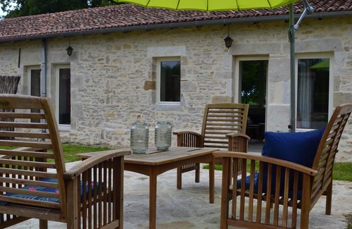 Pleuville House | Charming little house in the Charente Limousine for 4 people, swimming pool