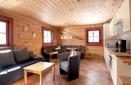 Galabodarna House | Charming log house, sauna and fireplace
