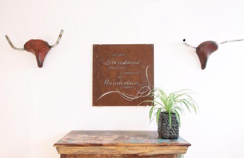 Rotenbuhl Apartment | Charming LOUISE