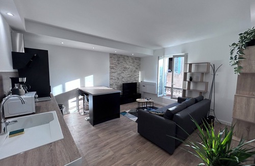 Manosque Apartment | Charming Manosquins