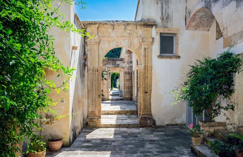Muro Leccese Villa | Charming Masseria Ferramosca with a secret garden and pool near Otranto
