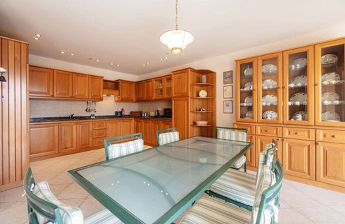 Paceville Apartment | Charming Modern Seaview Apartment in Central Portomaso