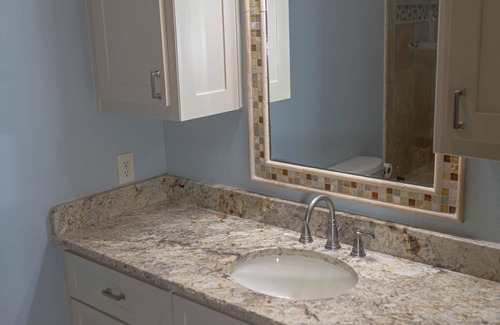 Muenster Bed & Breakfast | Charming Muenster 1BR | Balcony, Patio & Views