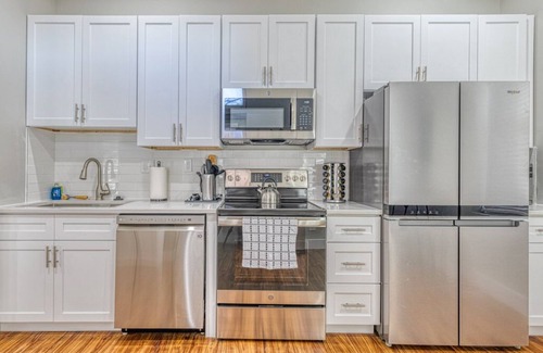 Benton Park House | Charming! NEW Loft Apt 2 BD 1 BA