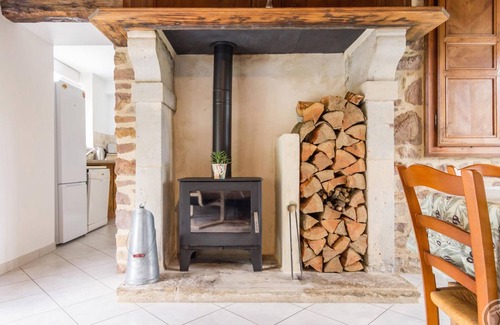 Saint-Joseph Cottage | Charming Normandy House with Garden and Parking