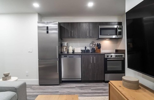 Bowery Apartment | Charming Nolita 3bd apartment