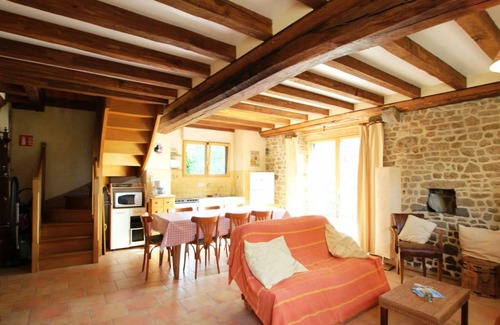 Le Parc Cottage | Charming Norman cottage with garden for 5 guests, pets allowed