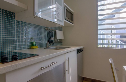 Ocean Park Apartment | Charming Ocean Park Luxury Apartment, steps to the beach
