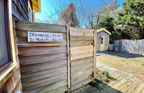 Rehoboth Beach Cottage | Charming Ocean Block Pines Cottage, Steps to Beach & Boardwalk – Perfect Getaway