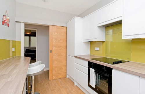 Old Town Apartment | Charming Old Town 2 Bed Apt, 2mins from Royal Mile