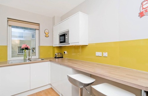 Old Town Apartment | Charming Old Town 2 Bed Apt, 2mins from Royal Mile