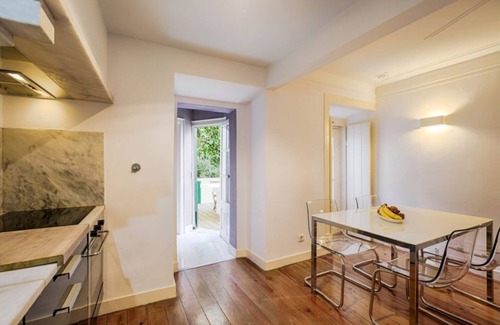 Santos Apartment | Charming one bedroom apartment in Santos-o-Velho