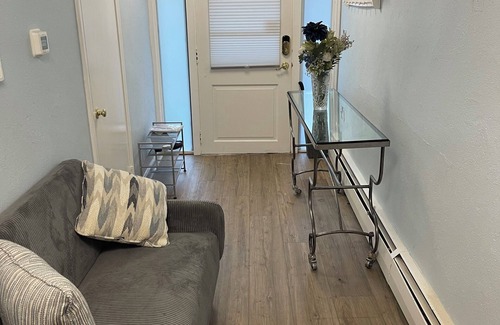 Norwalk Apartment | Charming private room, private entrance, quiet dead end street!