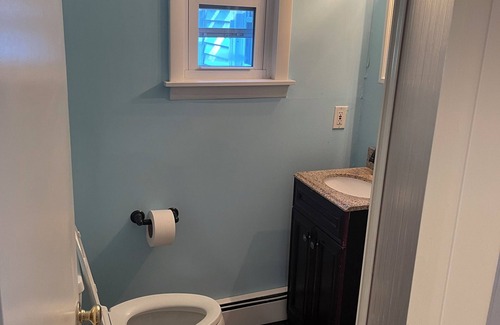 Norwalk Apartment | Charming private room, private entrance, quiet dead end street!