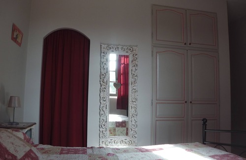 Boulbon Other | Charming Provencal farmhouse in an exceptional setting in the heart of Montagnette