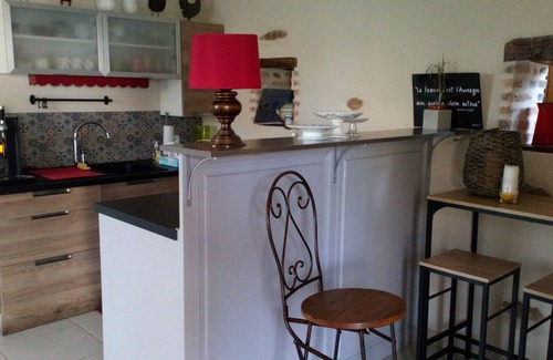 Deneuille-les-Mines Cottage | Charming Renovated Barn with Garden and Wi-Fi