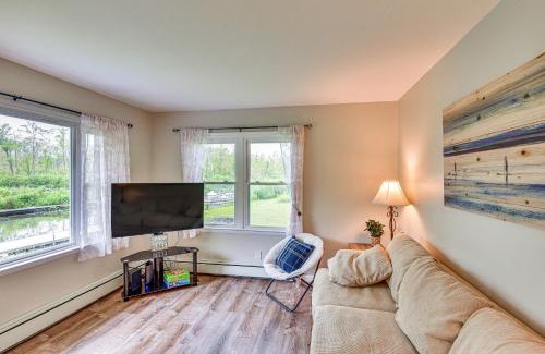 Reading House | Charming Reading Home with Lake Views and Private Dock