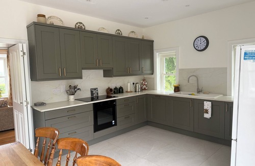 Wellingtonbridge House | Charming, recently refurbished 19th century 4 bedroom family home