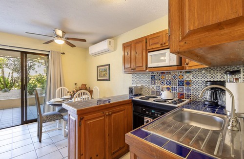 Campo de Golf Fonatur Condo | Charming Retreat: 1-Bedroom Condo in Historic SJD