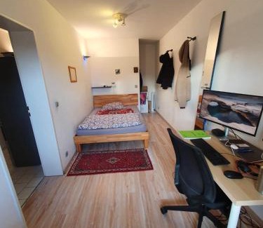 Neuhausen House | Charming Room in a Central Location with perfect Connectivity