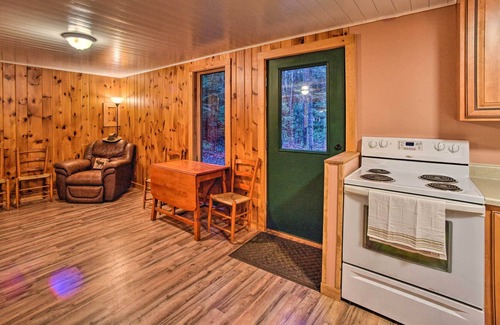 Town of Bleecker Cabin | Charming Rural Retreat: Great Sacandaga Lake Area!