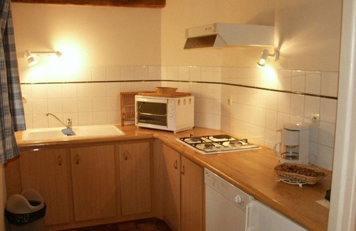 Cheille Cottage | Charming Rural Retreat: 2-Bedroom Cottage, Gardens, Forest Nearby, Kayaking, Near Loire Castles