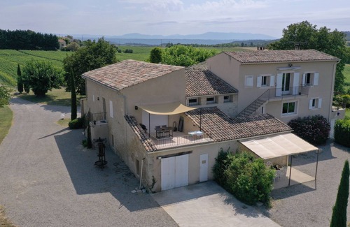 Forcalquier House | Charming, spacious gîte in the heart of nature, ideal for family vacations.