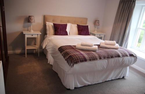 St Davids House | Charming St Davids Cottage with Cathedral Views