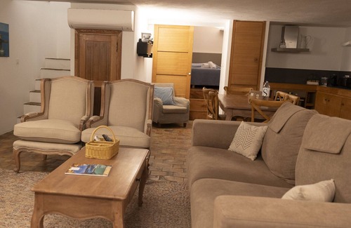 Sotta House | Charming Stone House with Pool – 7 Minutes from Porto-Vecchio
