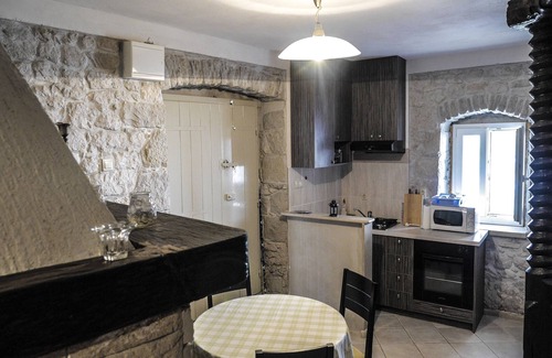 Lokva Rogoznica House | Charming stone house with panoramic sea and mountain view