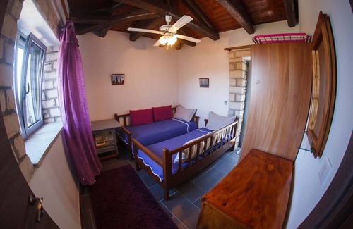 Koumaris Villa | Charming Stone Maisonettes